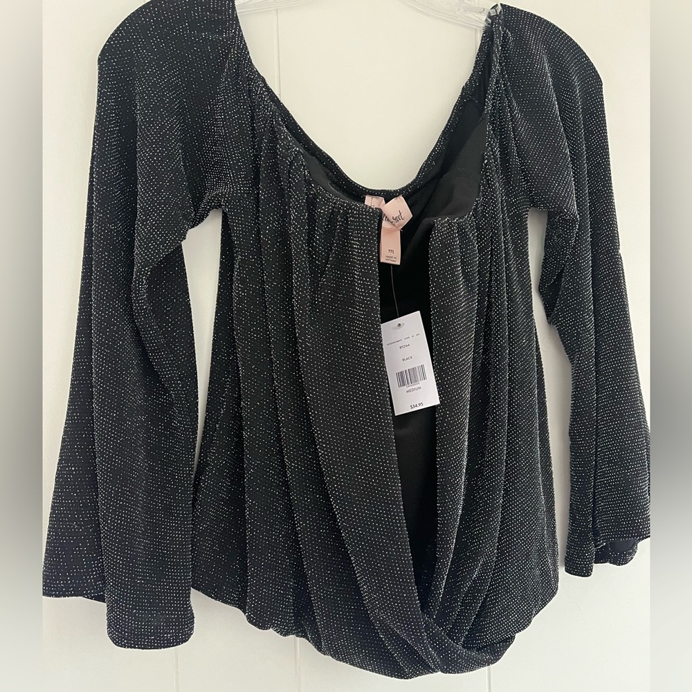 NEW Willow + Root / Sparkly Deep V Blouse Top Shirt Size Medium - Picture 3 of 16
